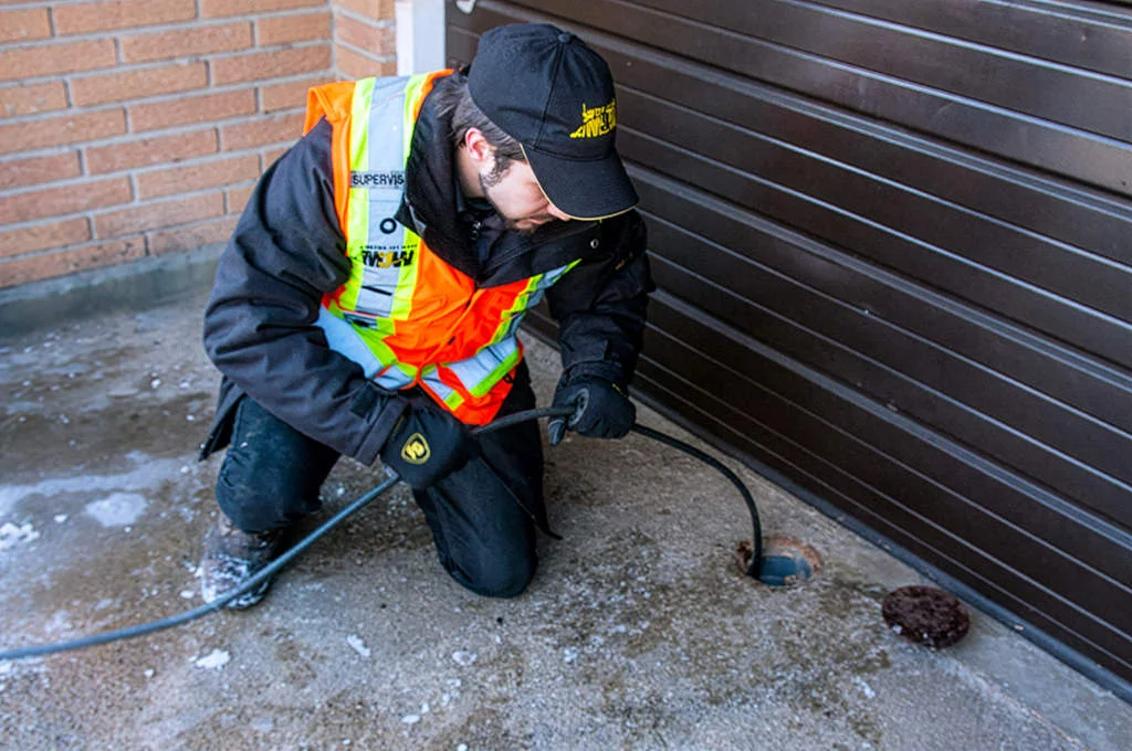 H2eau 7 Drain Cleaning and Flushing